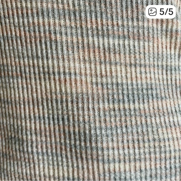 Madewell Suplice V-Neck Long Sleeve Knit Top - Picture 5 of 5